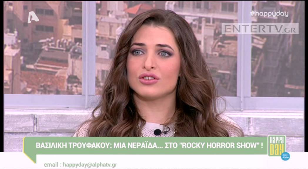 Entertv: Βασιλική Τρουφάκου: «Μ' αρέσει ο άντρας να με κάνει να γελάω»