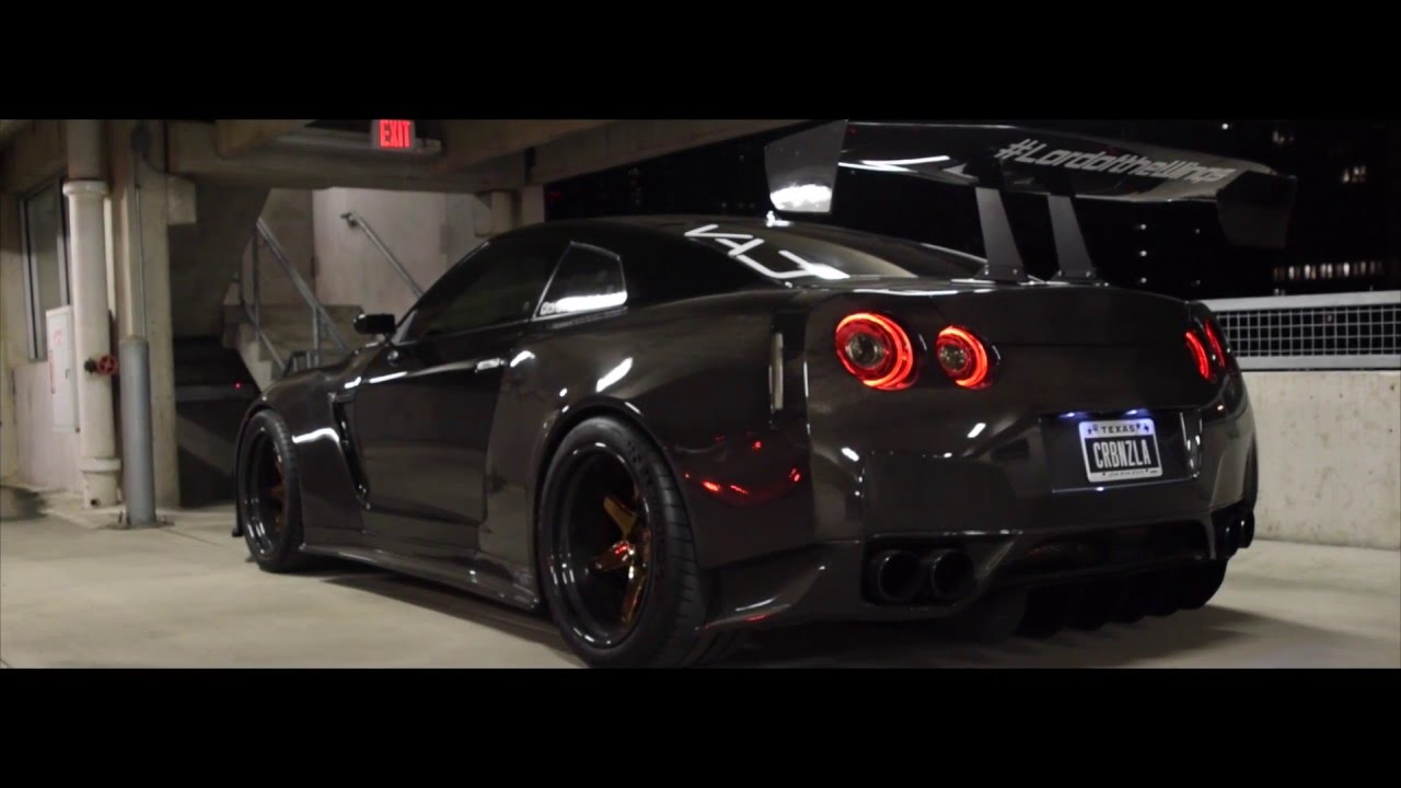 Full carbon fiber Nissan GT-R - Carbonzilla - lord of the wings