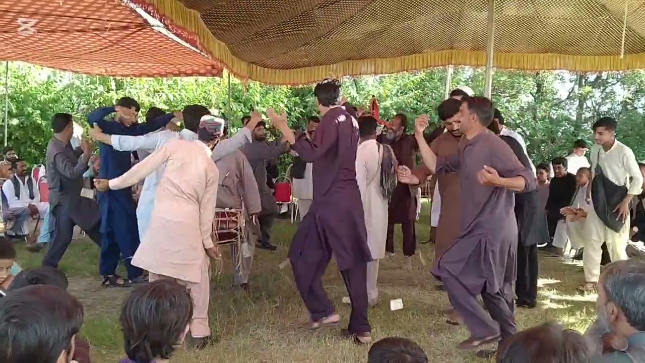 Hazara dhol and beautiful traditional dance🕺🕺🕺