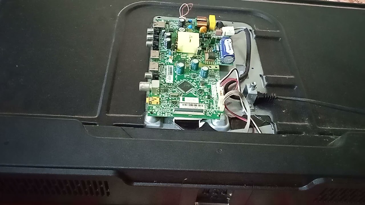 Tv Pamasohanic TH 32f302G tidak ada gambar lampu beklit nyala bleng biru