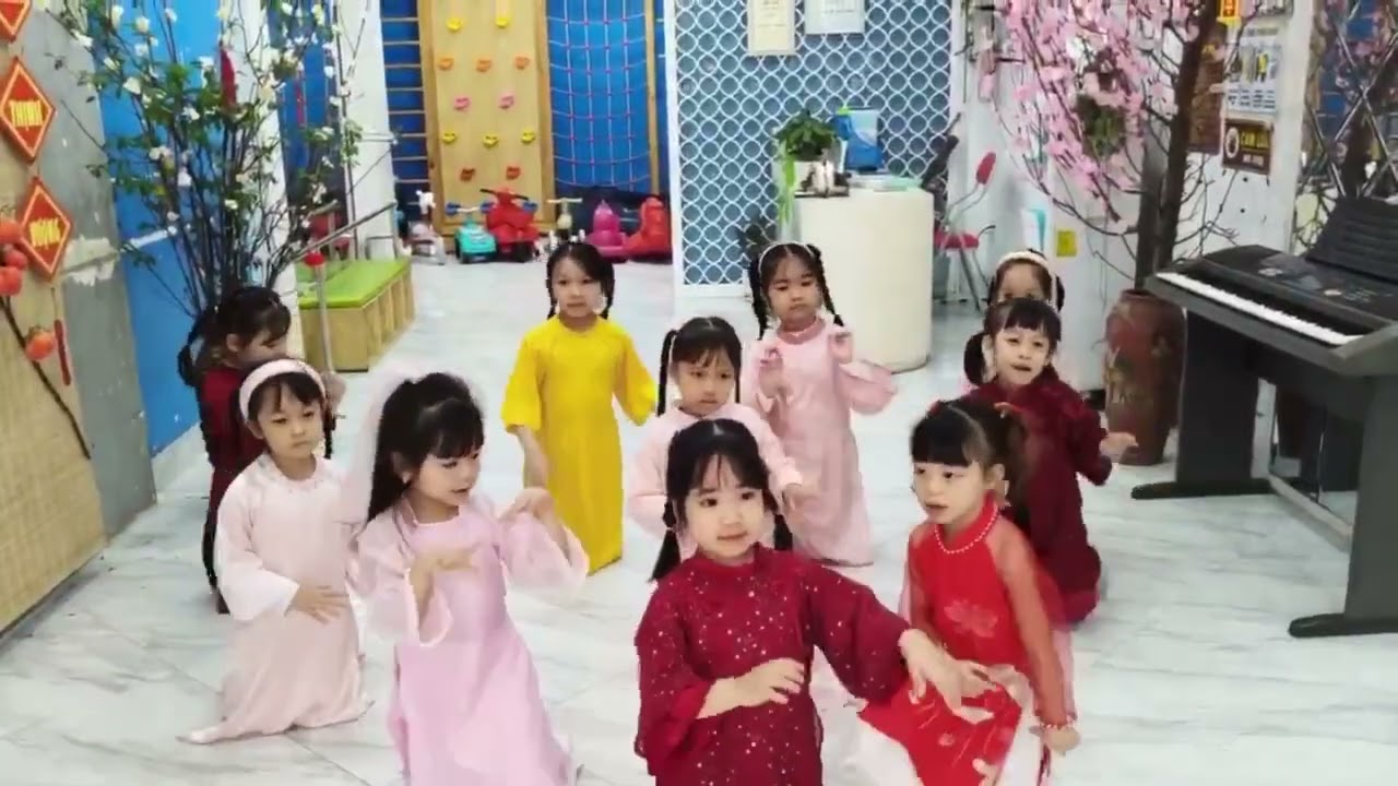 NỤ CƯỜI XUÂN - ĐỒ RÊ MÍ