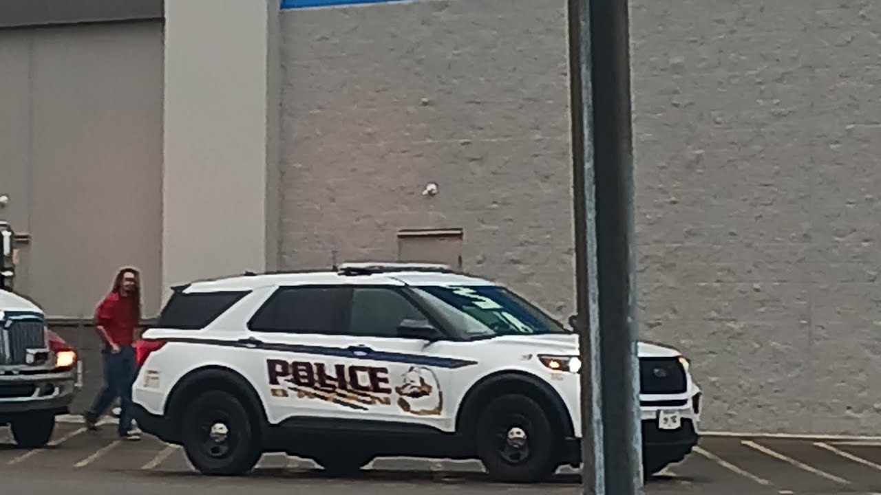 Something going on at Wal-Mart !!!!!!!
