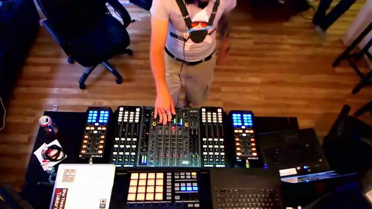 Tech House Mix: Trevor Nygaard - 3dektek_089 with Mike Louth