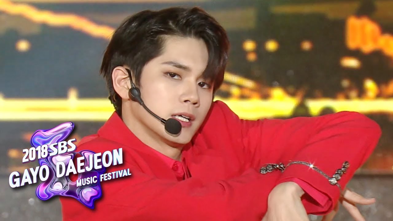Wanna One - Light + Boomerangㅣ워너원 - 켜줘 + 부메랑 [2018 SBS Gayo Daejeon Music Festival]