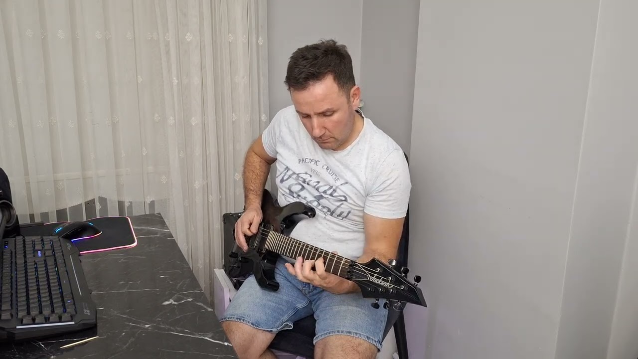 İşte benim zeki Müren elektro gitar cover .