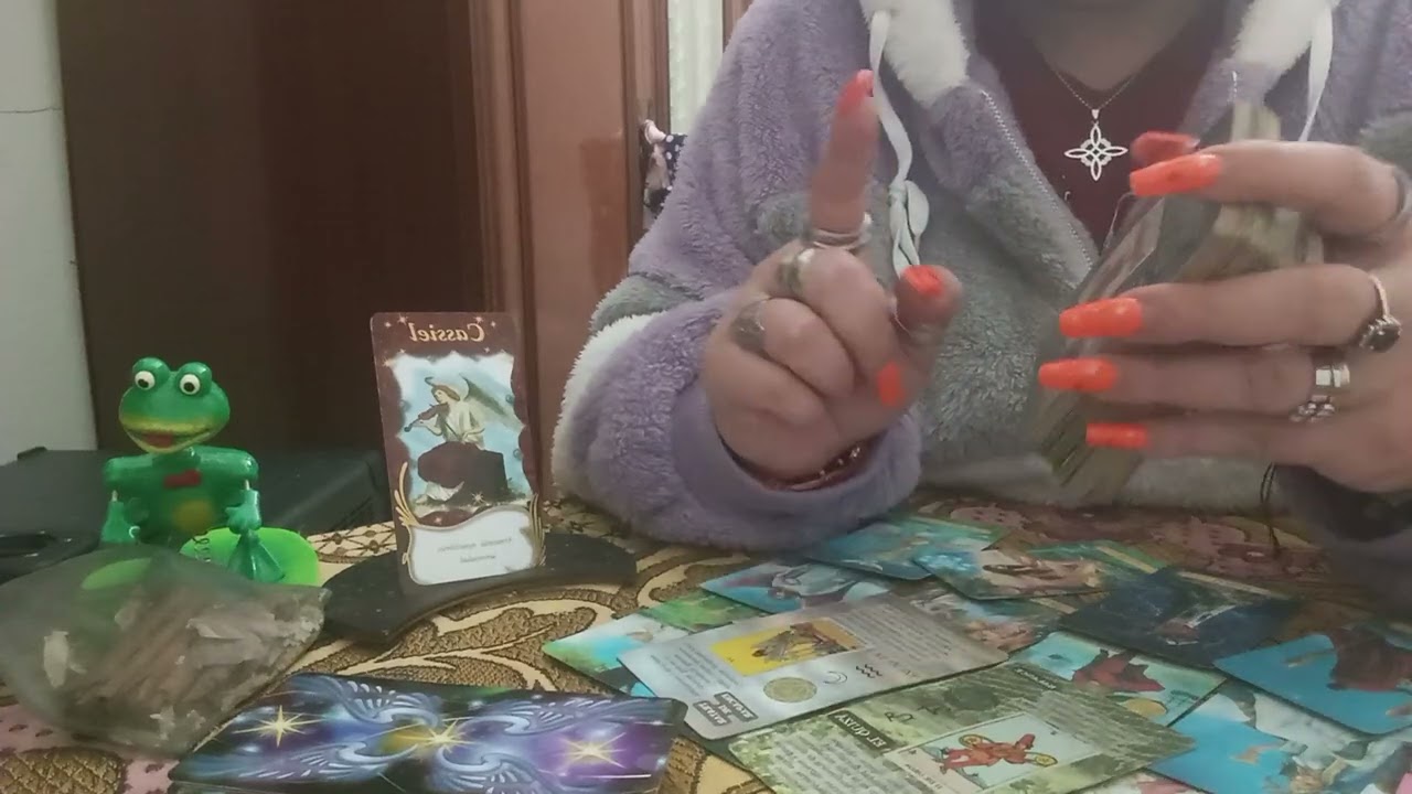 Acuario ♒ mira por tí ,si te quiere volverá ni te preocupes,pero le diras de todo 🤣🤣🤣🤣😭