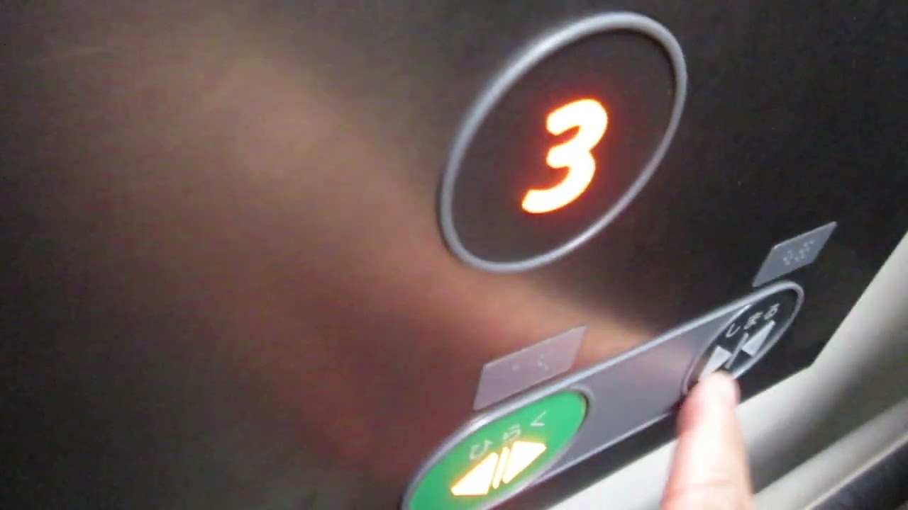 JR上野駅の11～17番線ホーム側エレベーターPart2（更新後）