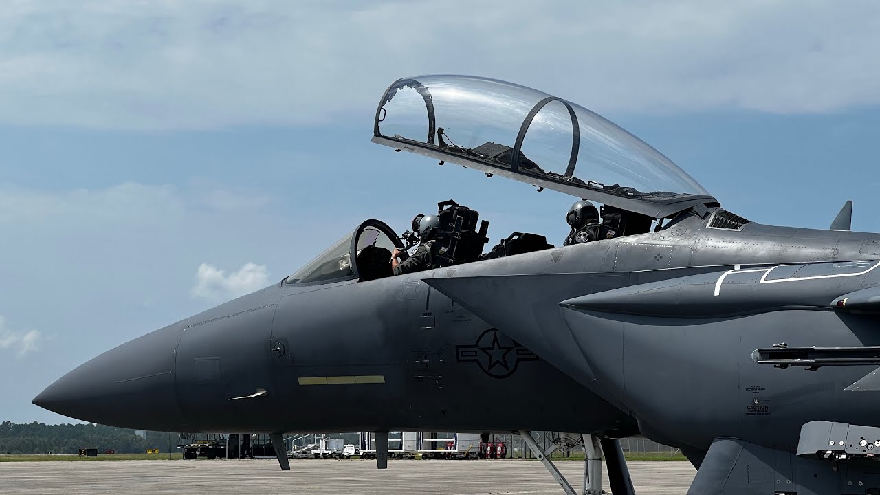F-15E Strike Eagle Walkaround, Engine Start, Taxi, Takeoff