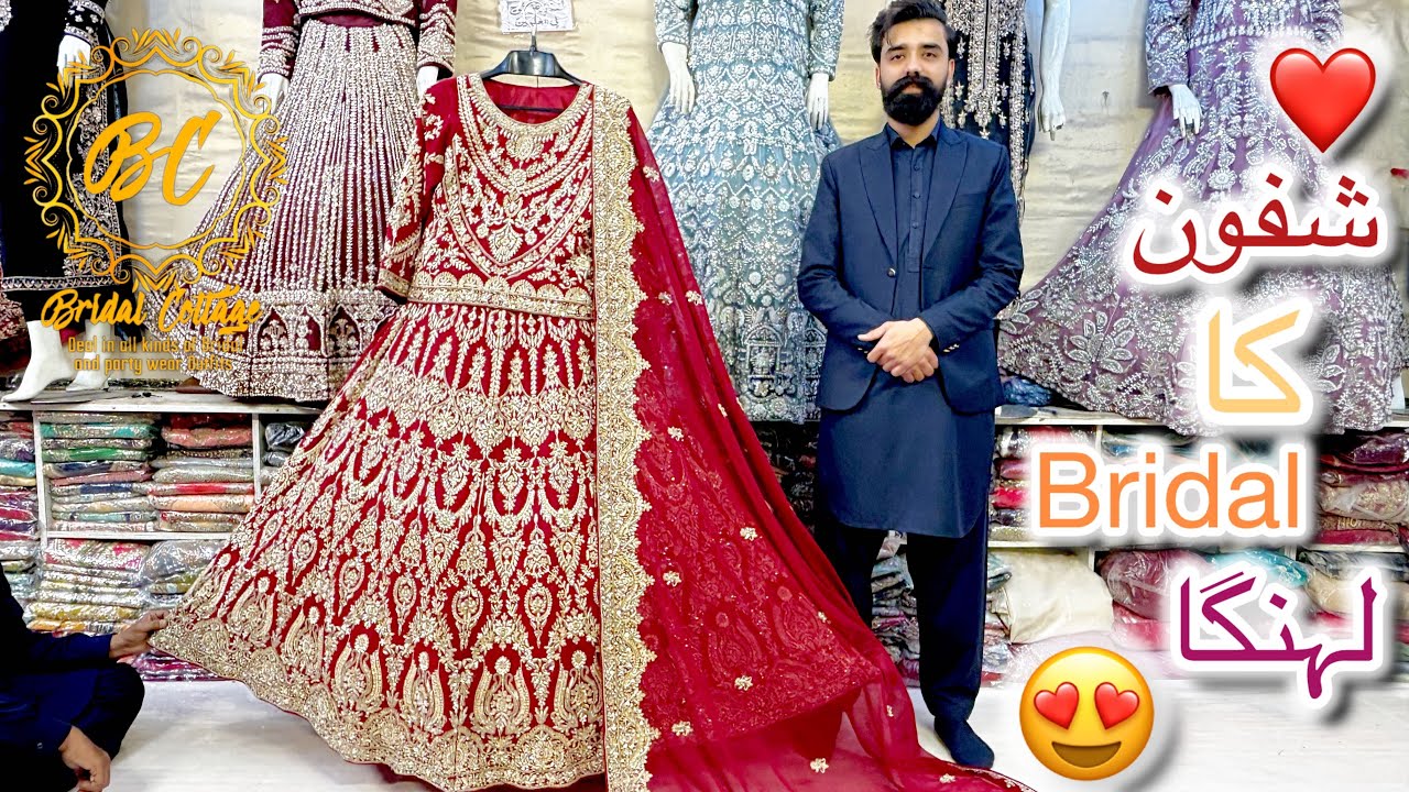 Beautiful Bridal Lehnga on shifon stuff..😍❤️For Further details contact us on Whatsaap 03339075646