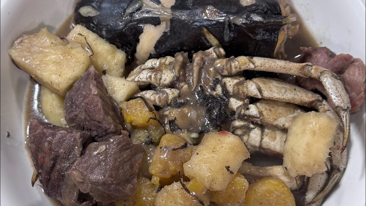 Crap,beef,gizzard catfish pepper soup #peppersoup #soup #viralvideo #winter #keepwarm #recipe 