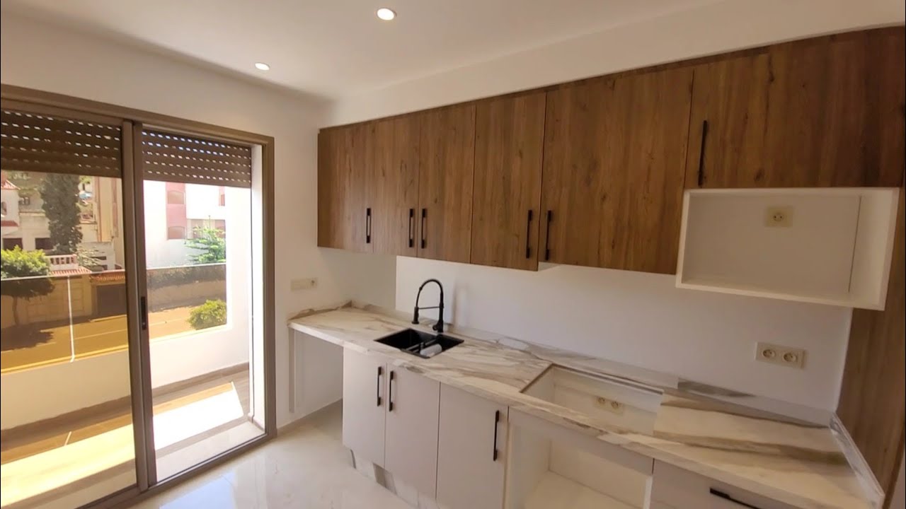 Tanger centre ville très beau  Duplexe  108m avec vue dégagée دوبلكس جميل وسط طنجة منطقة سكنية هادئة
