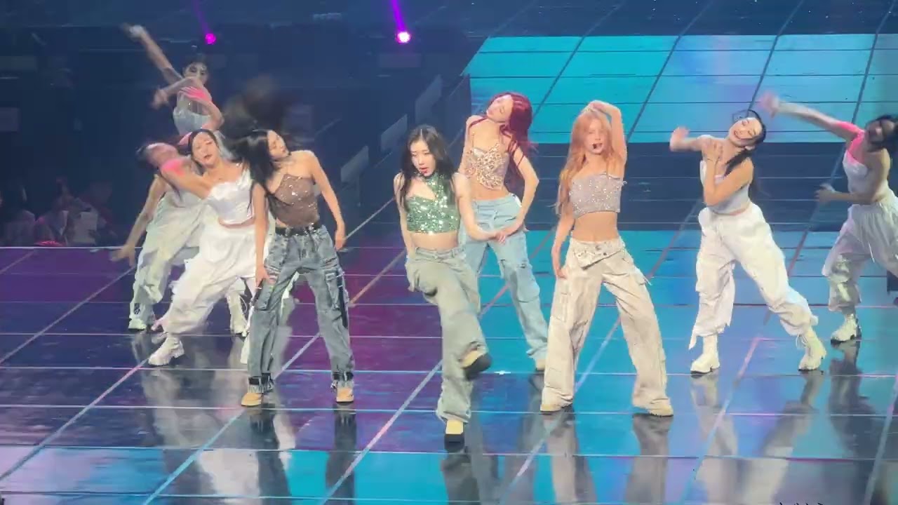 ITZY 있지 Gas Me Up Dance Live #있지 #예지 #리아 #류진 #채령 #유나 #ITZY #YEJI #LIA #RYUJIN #CHAERYEONG #YUNA