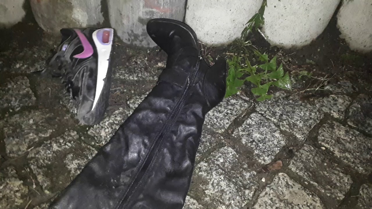 She destroy nike air max and boots