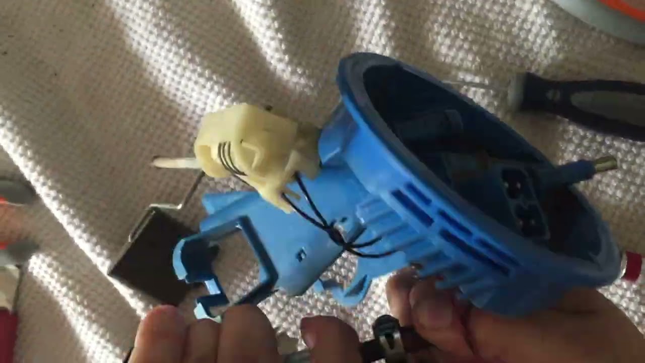 Changement de la pompe à essence de mon E36