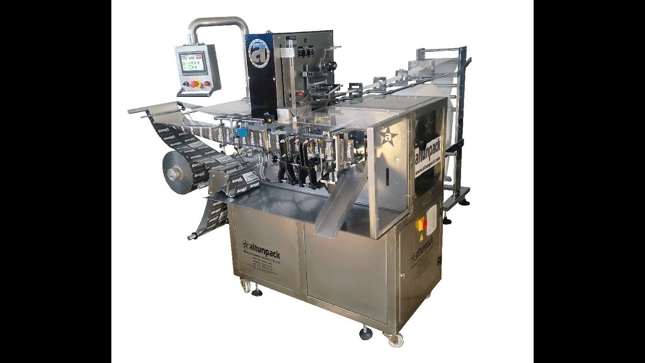 wet wipes machine / kolonyalı mendil makinesi