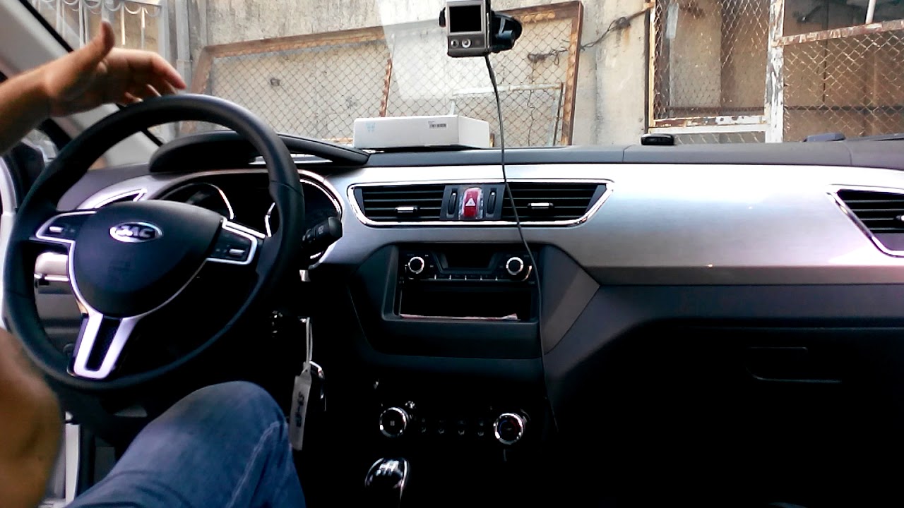 Панель Jac S2