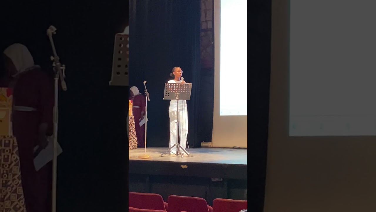 SENE KADIATOU du Groupe Scolaire les Angelots, 1ère du concours d'éloquence