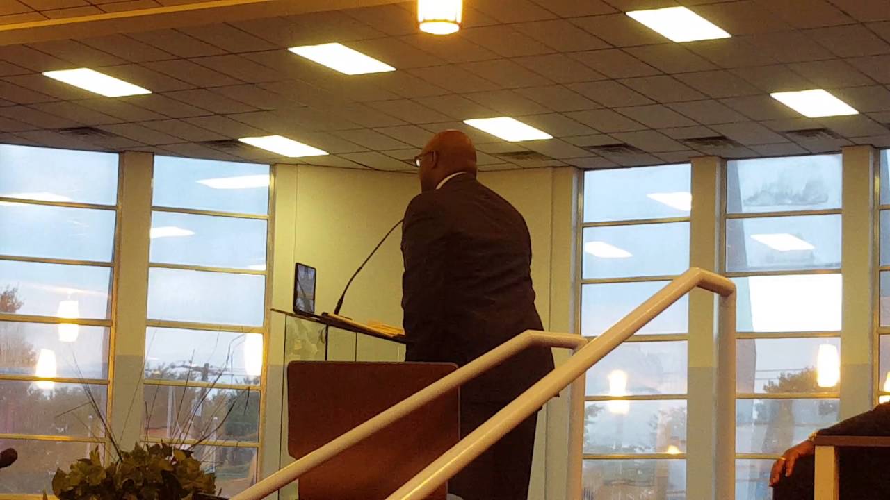 Bishop Marvin winans sings