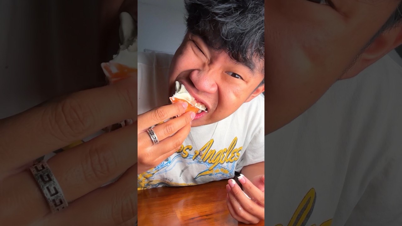 Ice Cream + Fruit Roll-Up = 😱🍨