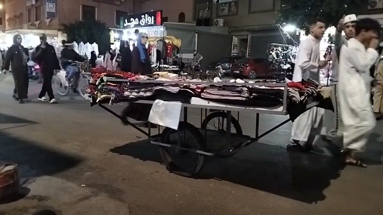 خرجنا بعد التراويح فقلعة السراغنة… شوفو الحركة فالليل 😍