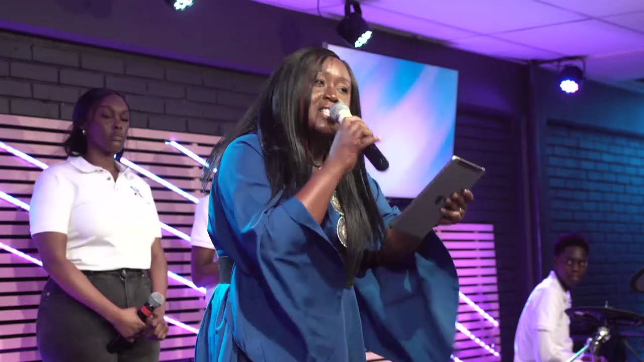 Pastor Kathy Kirke @KirkefamilyDK at #GlowConf25