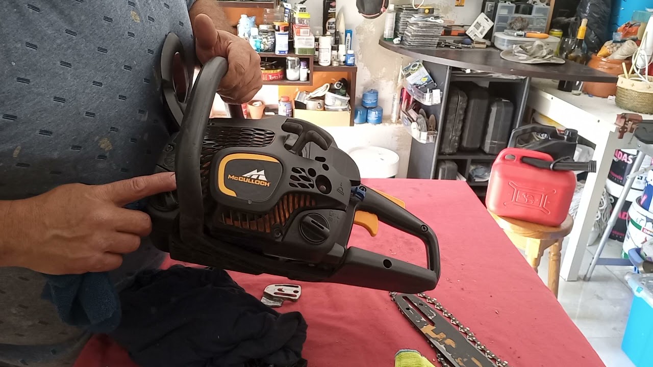 Motosierra McCULLOCH CS42S (garantía Husqvarna) limpieza simple.
