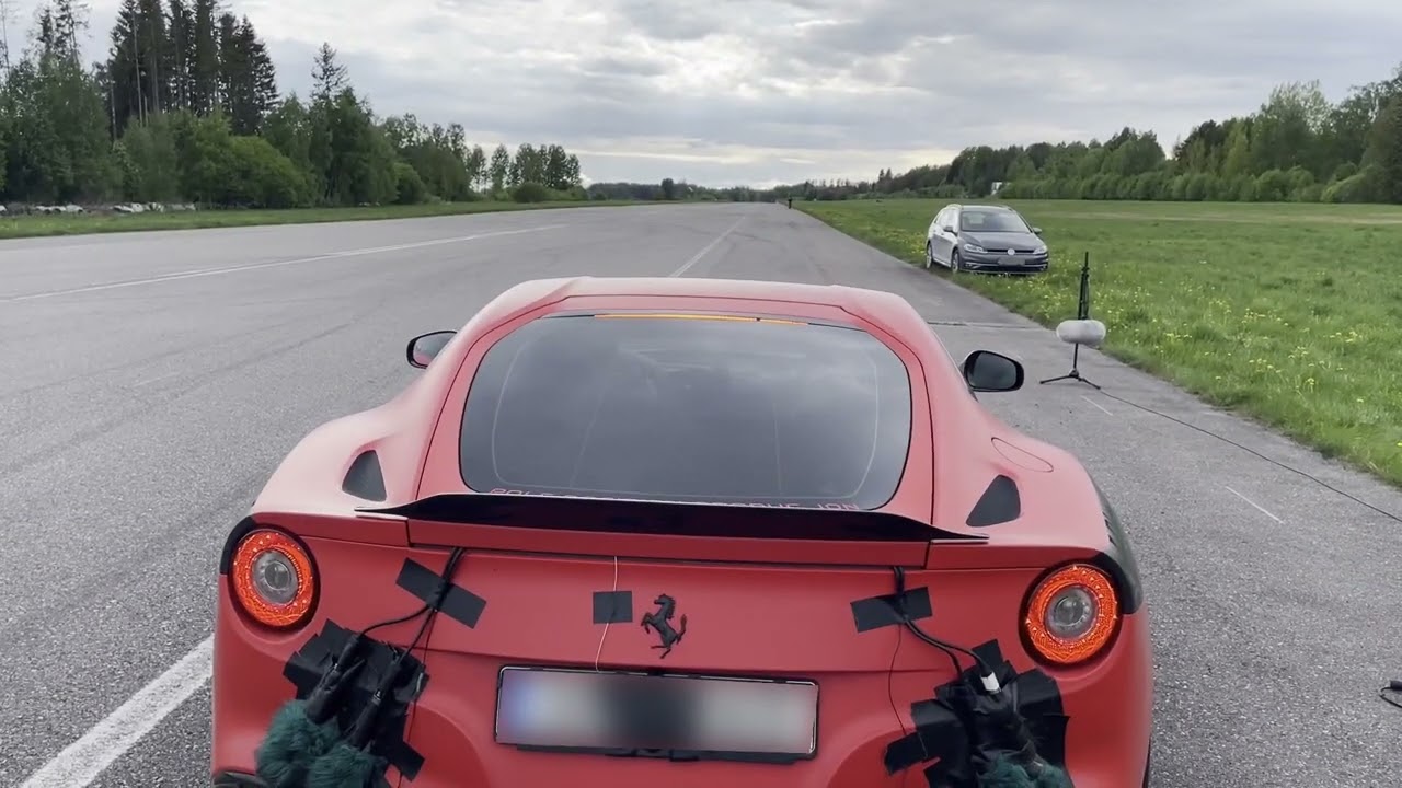 Ferrari F12 Berlinetta 2013 Audio Recording