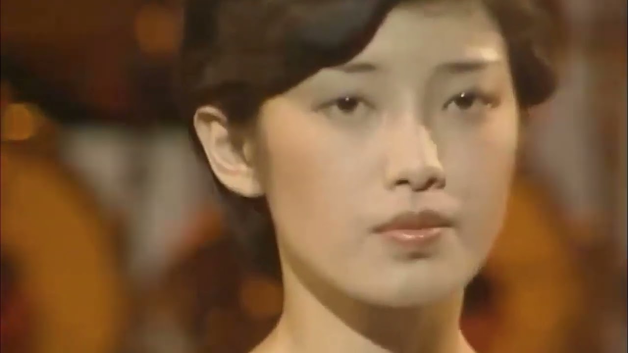 Momoe Yamaguchi  Imitation Gold