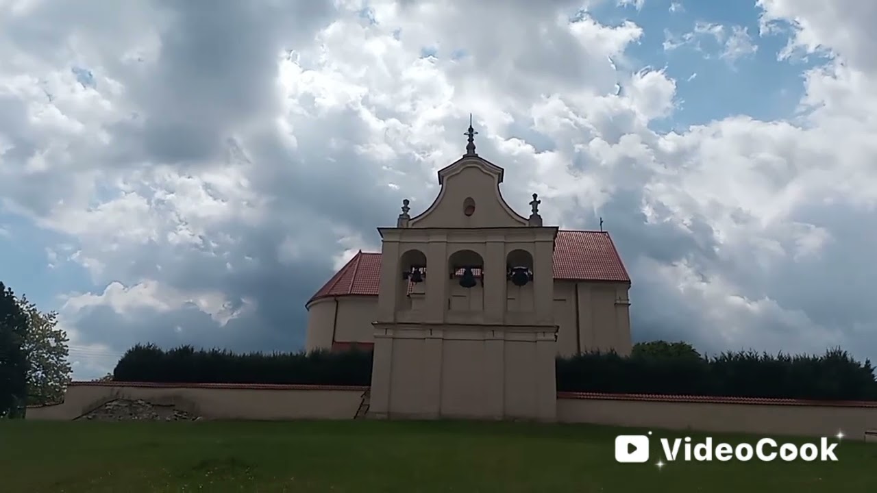 Świeciechów Poduchowny- Dzwonienie 2 większych dzwonów o godz.12:00 w parafii pw.św.Małgorzaty