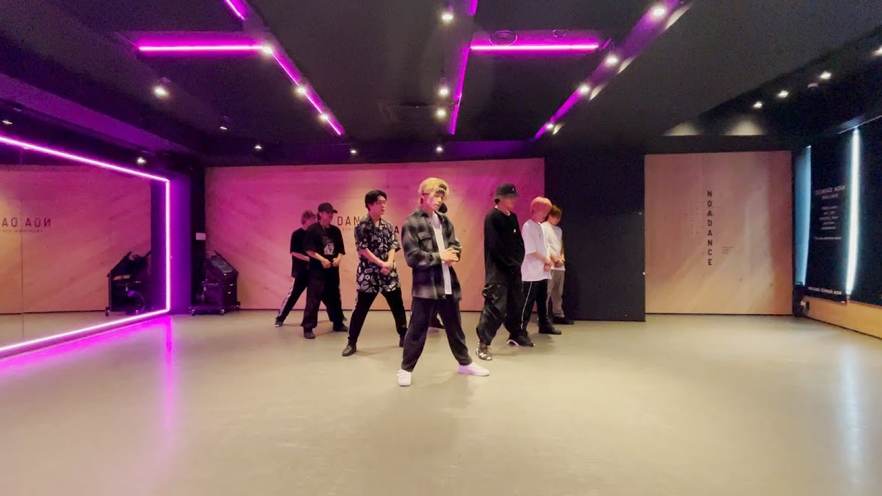 ［CHOREOGRAPHY］Crimson Crat Clan 'High Roller’s' Dance Practice