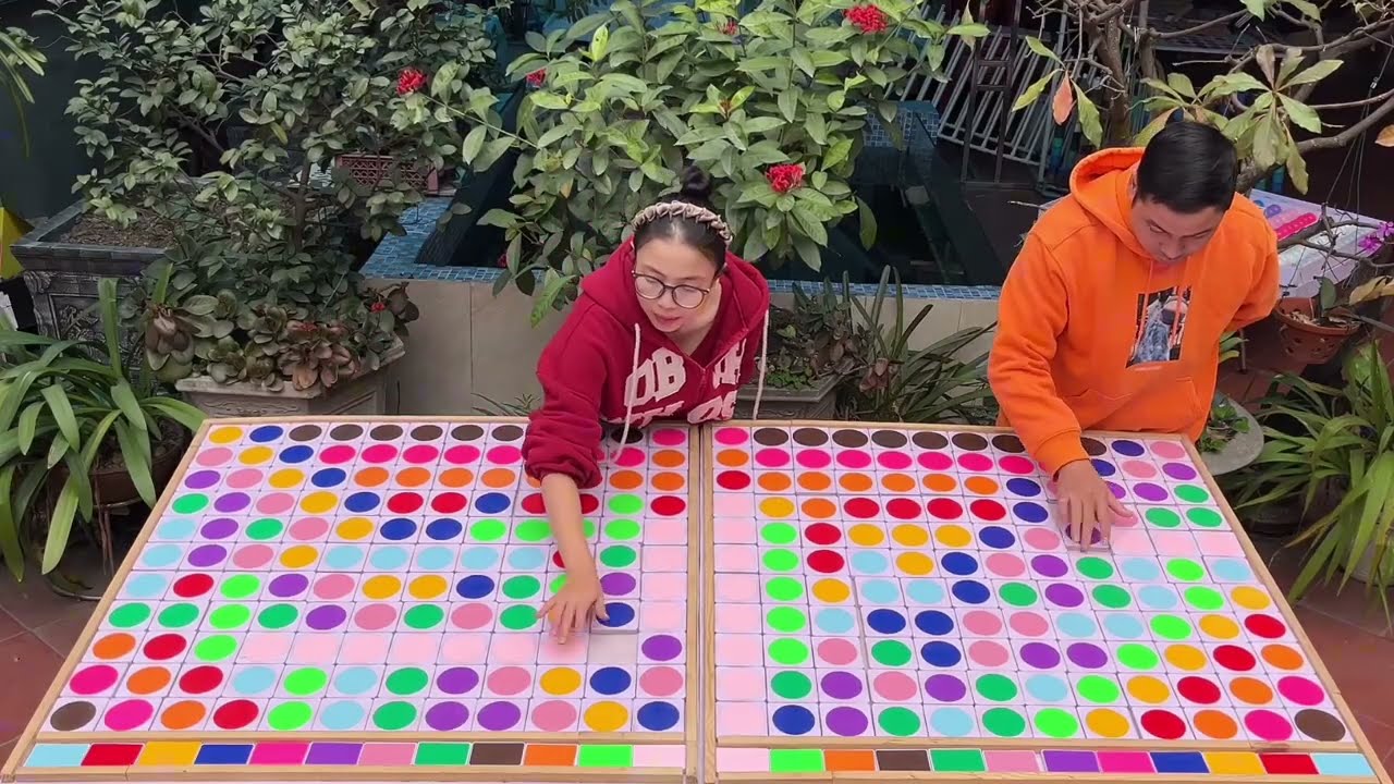Puzzle sort ball solve quickly and easily in rainbow order