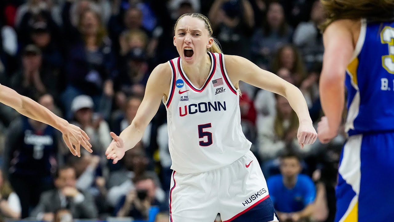 Paige Bueckers scores 34 in final home game at UConn