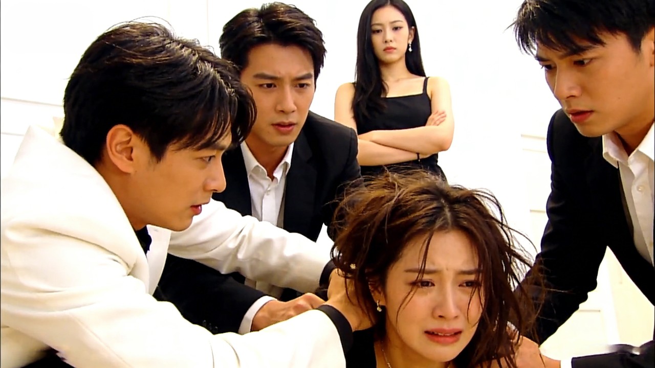 【DUB ENG】Abandoned by My Family, I Started Over—and Married the Man Who Protected Me