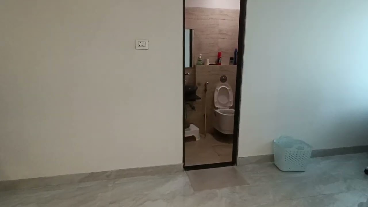 Unfurnished Studio apartment in d n nagar Andheri West..48000...ct..7303585648