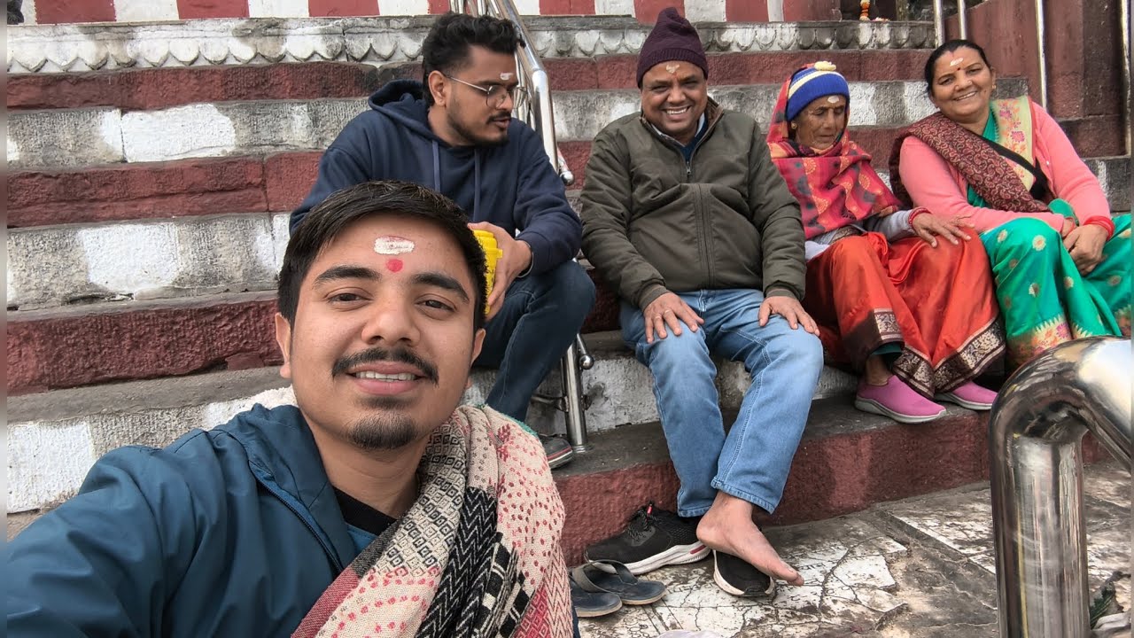 परिवार के साथ काशी यात्रा 🔱🕉️#minivlog Ankitghildiyalvlogs #pahadivlog #banars