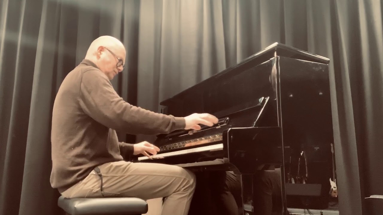 Dr Bekken Plays Boogie Woogie Piano