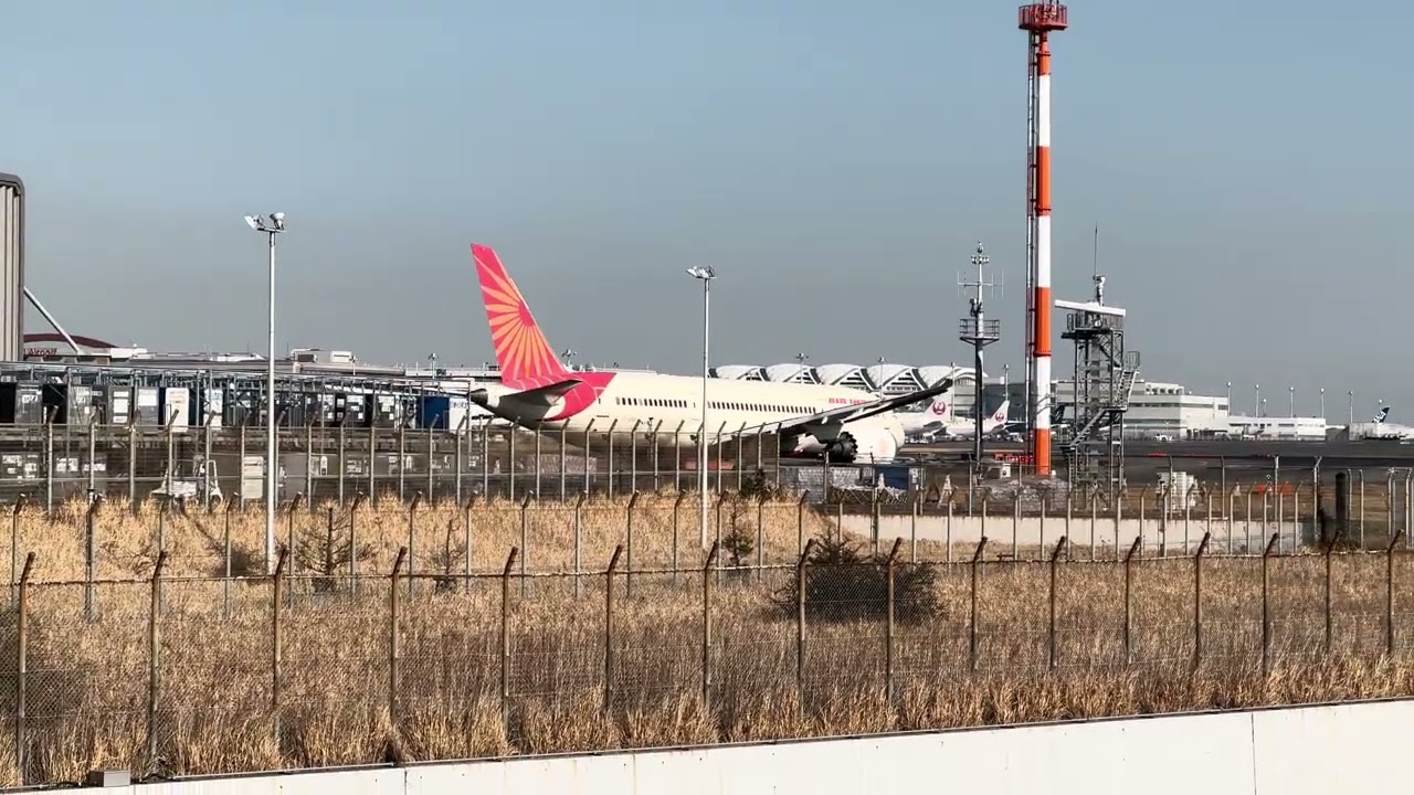 羽田ソラムナード東端______A滑走路北向着陸______2026_01_27______11_35______iPhone 15 Pro