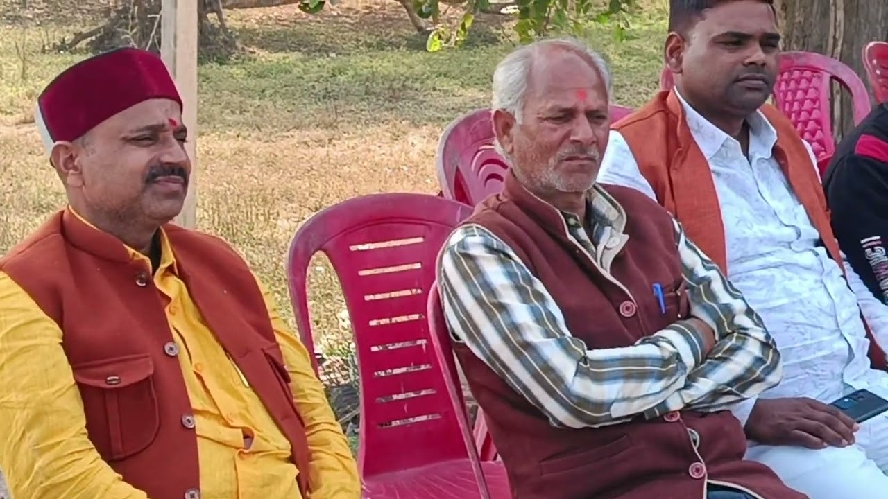 Om sadguru aad विशाल त्रिशूल सनातन हिंदू एकता यात्रा कार्यक्रम स्थल मांधाता मोड विश्वनाथगंज की  झलक
