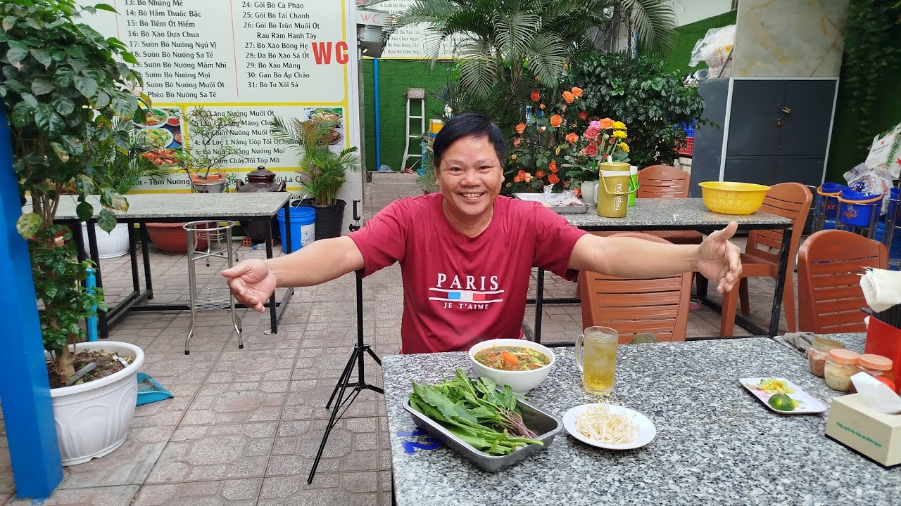 Hủ tiếu bò kho Thanh mời 