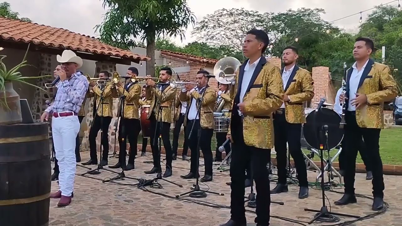 FITO ZEPEDA - EL CORRIDO DEL PIRRO (en vivo)