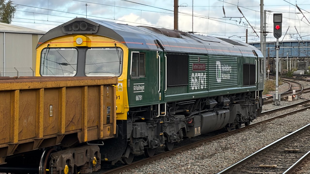 Trainspotting At Doncaster Station 24/10/2025