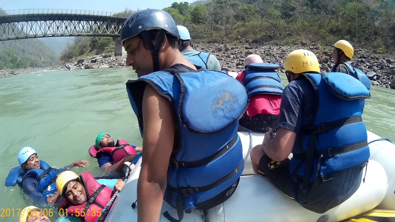 Rishikesh Rafting enjoyment 6