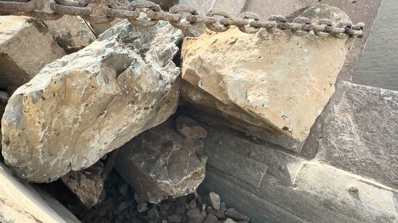 &lsquo;Big Rock Crusher Machine: A Giant in Action&rdquo; Big Rock Crushing: A Powerful Process&rdquo;#stonecrusher 