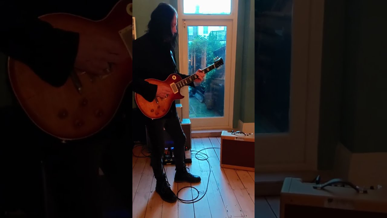 Robben Ford playing a Little Walter Tube Amp combo