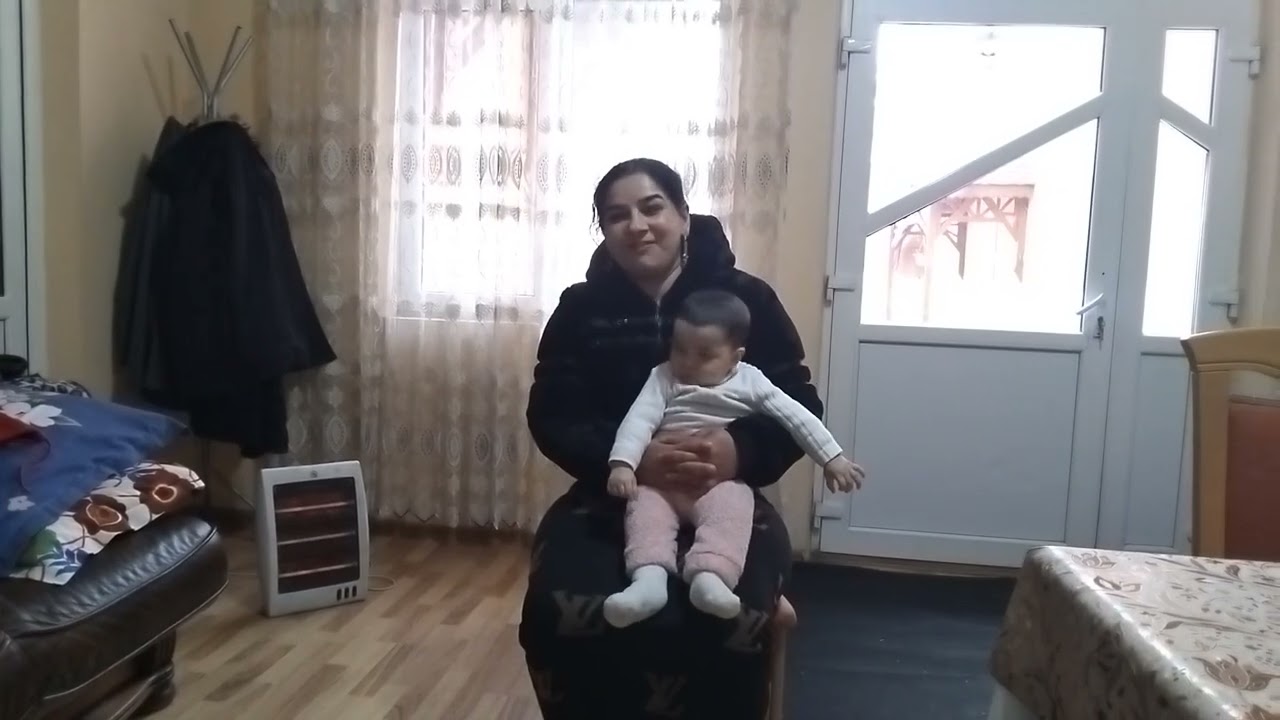 BUNICUȚA : DE VORBĂ CU NEPOATA LUCA ! 