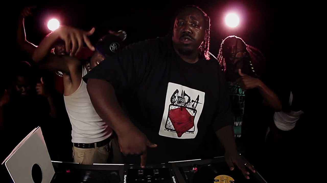 Brinson - Hit The Floor Official Music Video ( @IAmBrinson @GodChaserz )
