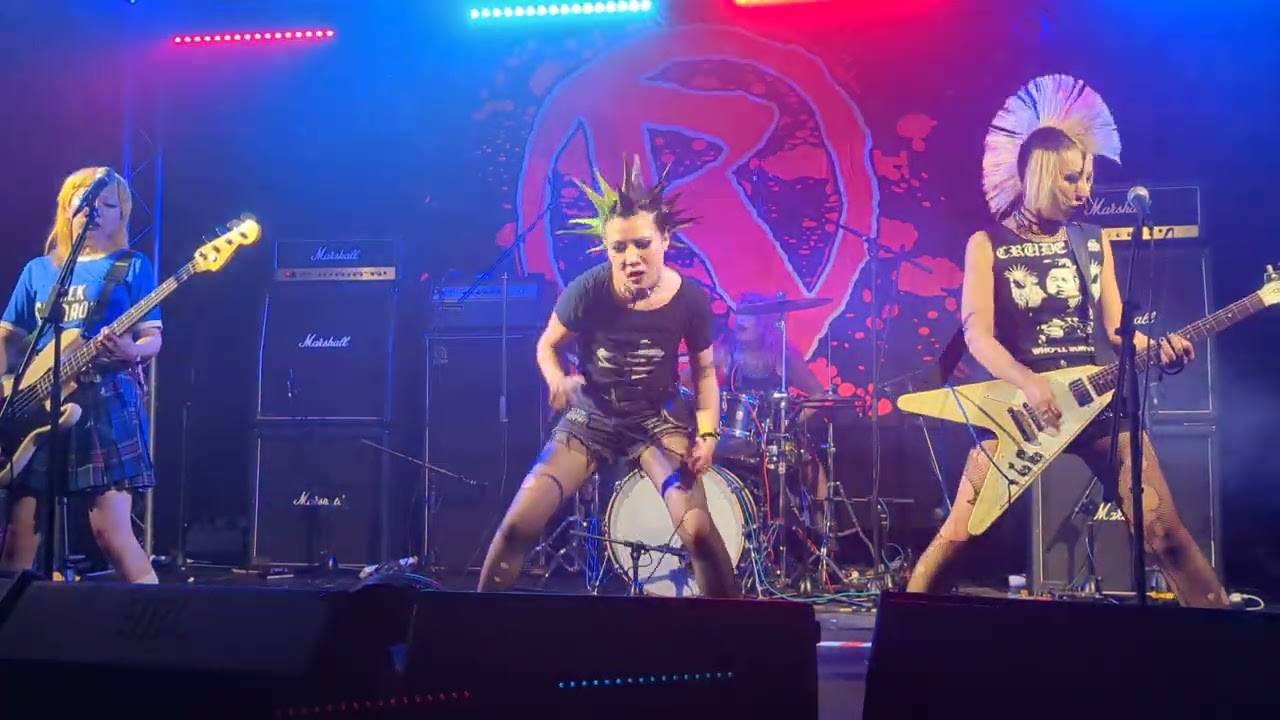 DUMMY TOYS - Stop Your Control (Rebellion Festival 2023, Blackpool, UK)