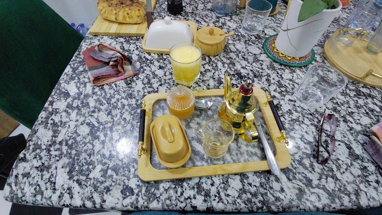 صباح النور شيرات  اليوم موضوع شباب هدرنا فيه وعالجناهest en direct !