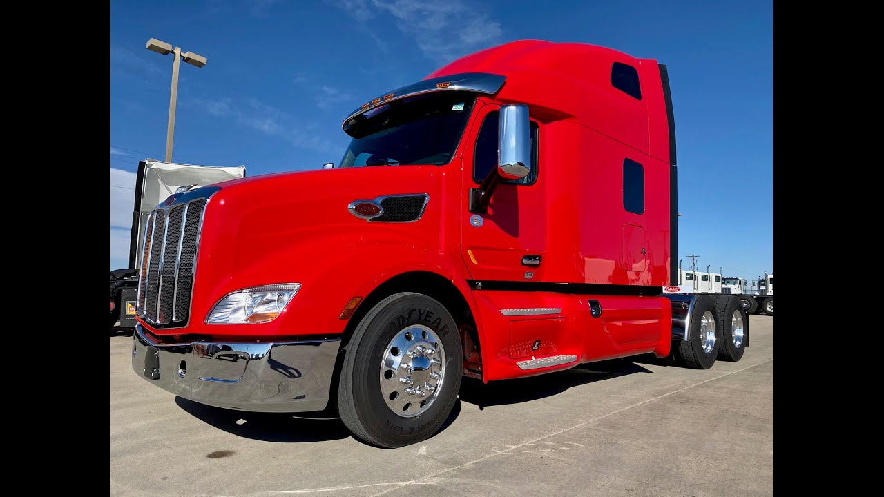 Новый спальный фургон Peterbilt 579 Ultra Loft 80 дюймов 2020 года в цвете Viper Red! (Двуспальна...