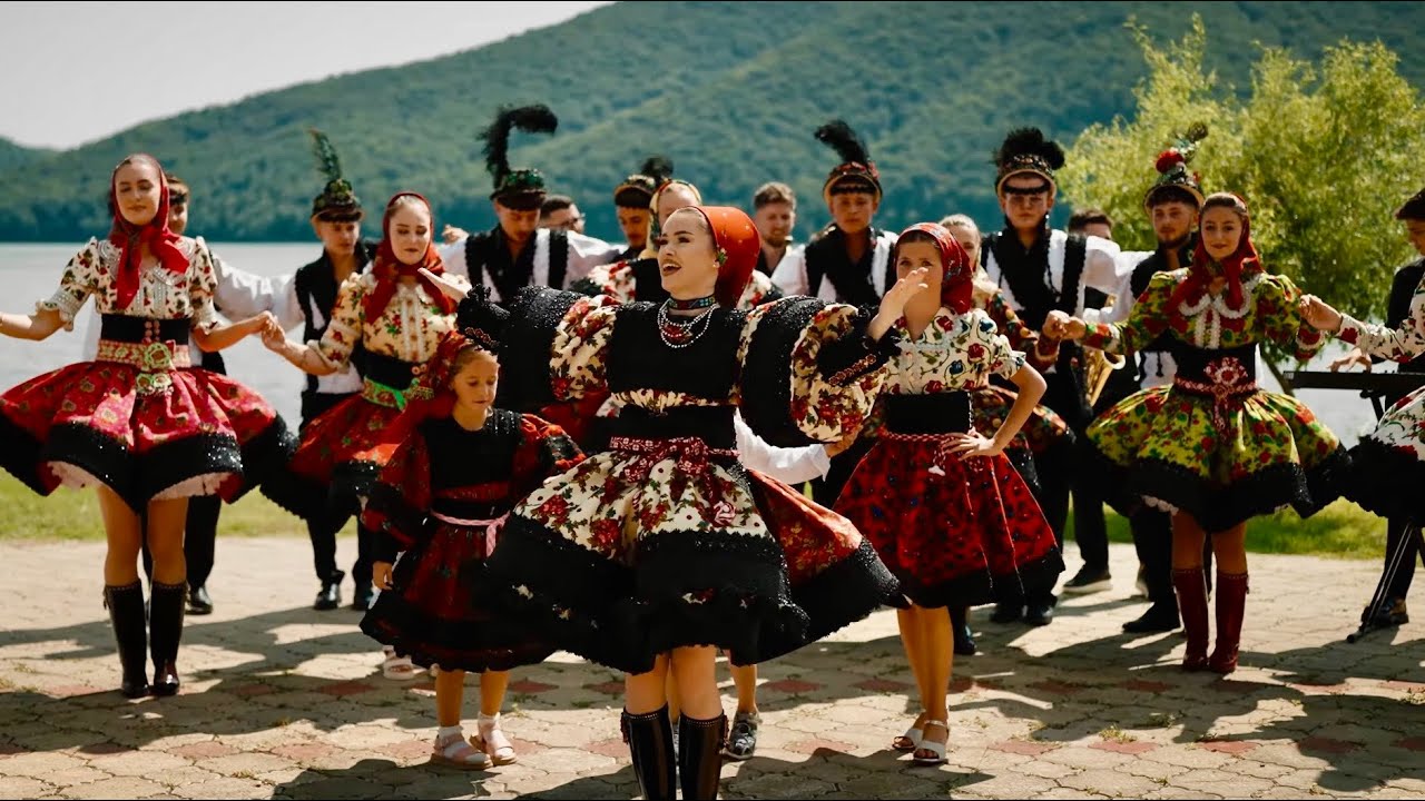 Alexandra Marcut ❤️ In Oas la mine acasa | Official Video 2025